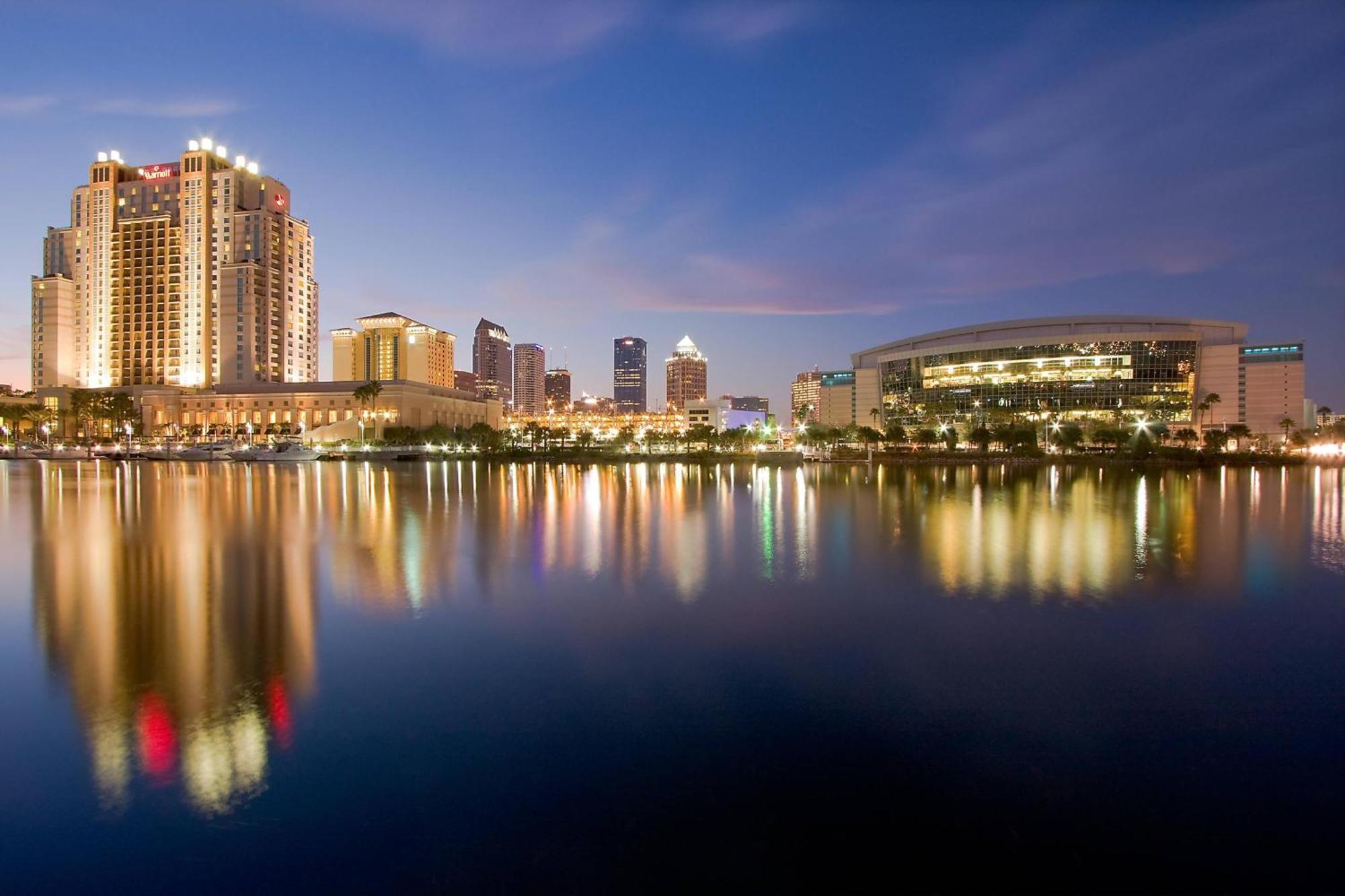 Tampa Marriott Water Street Hotel Exterior photo