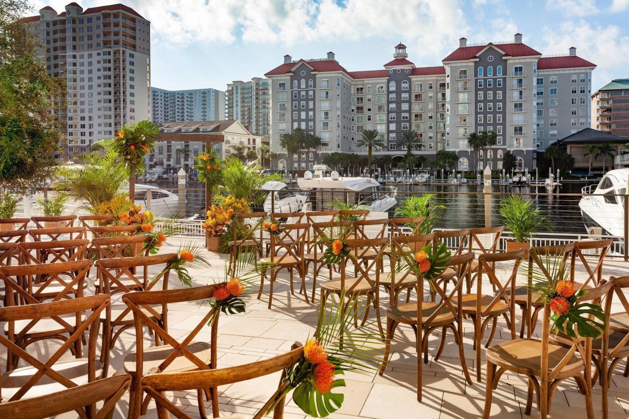 Tampa Marriott Water Street Hotel Exterior photo